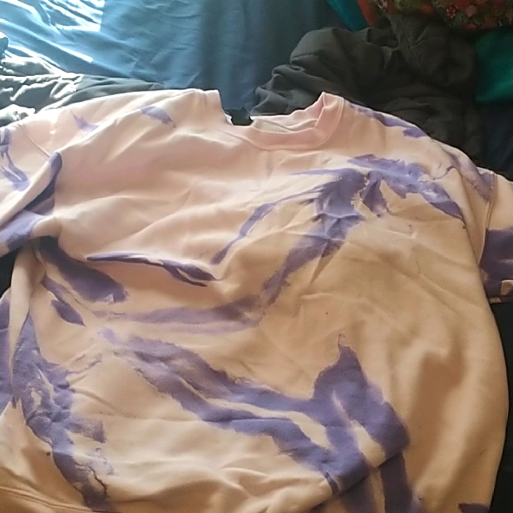 Wild fable marble purple and pink sweatshirt size medium